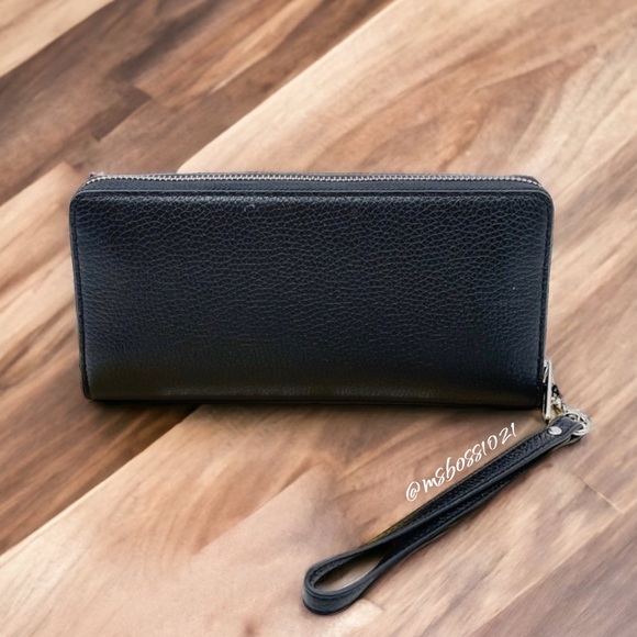 Michael Kors Black W/Silver Mercer Large Gallery Satchel +...